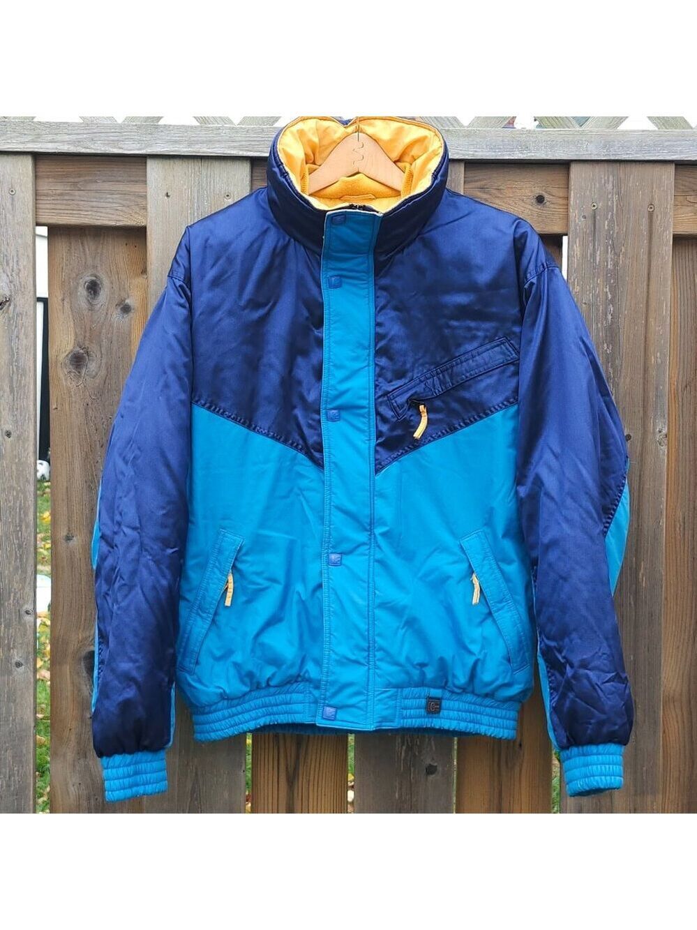 VINTAGE Helly Hansen Europa Ski Jacket BRIGHT COLOURS Men's Size Medium